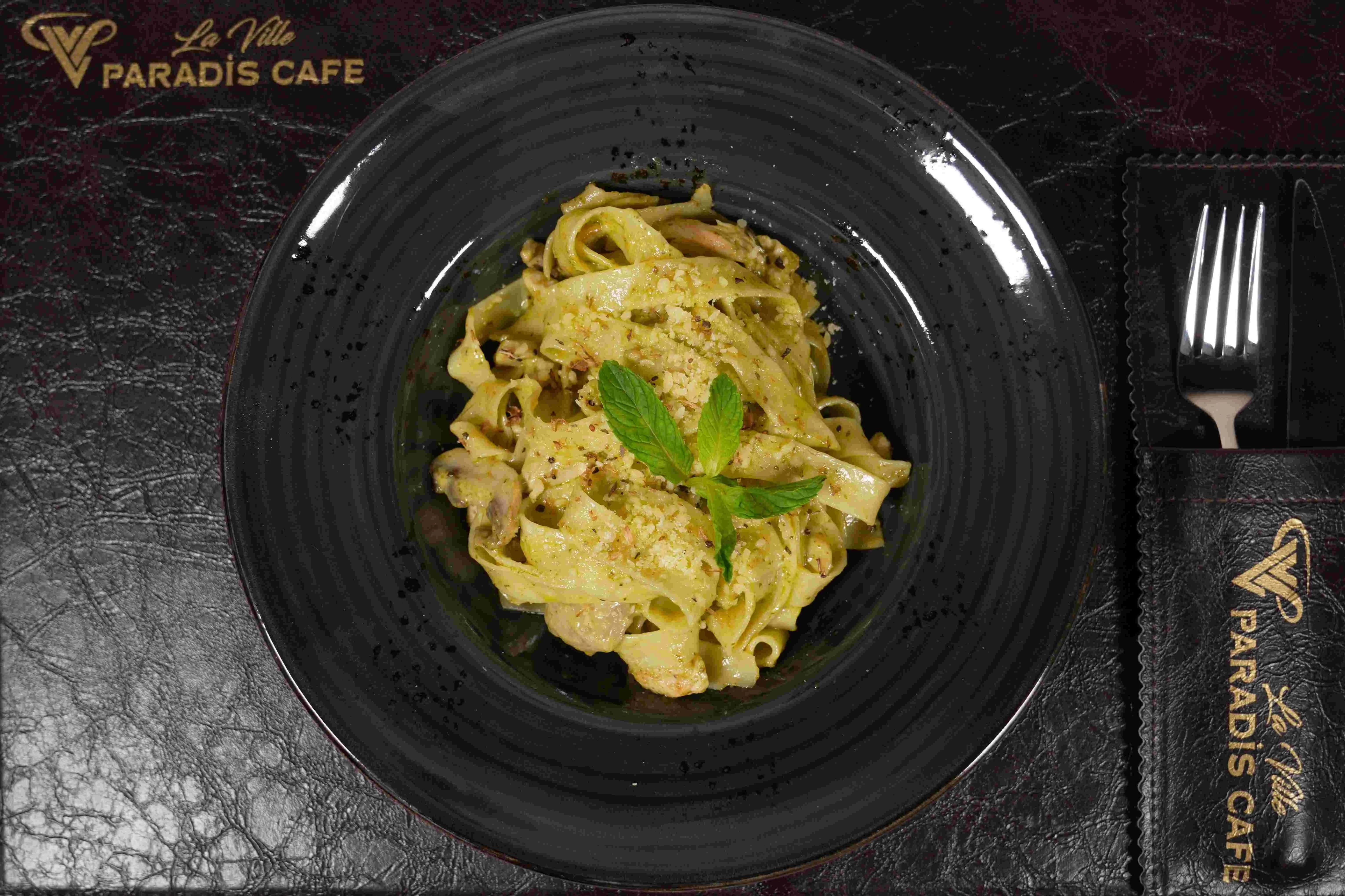 FETTUCİNİ PESTO