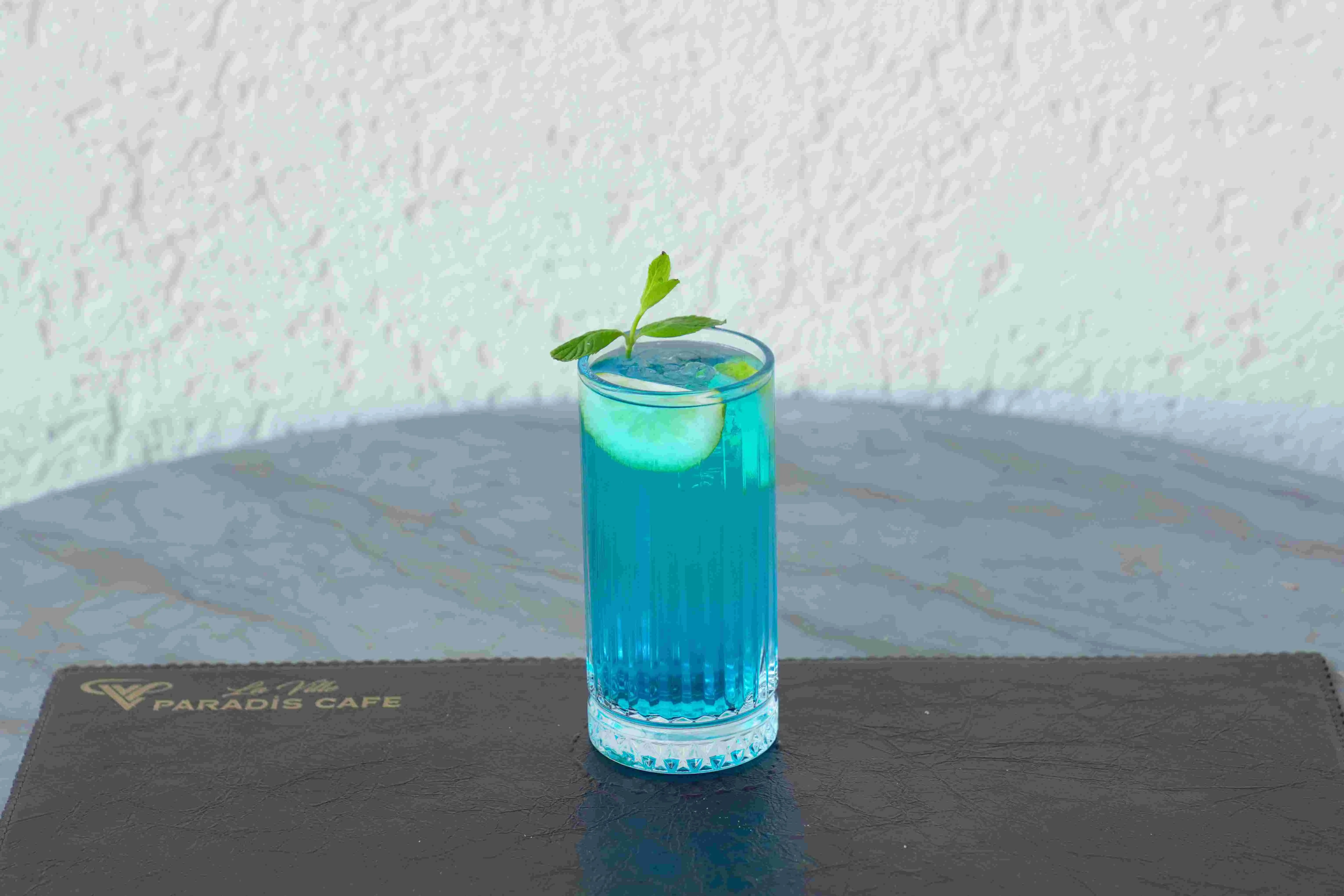 BLUE REDBULL
